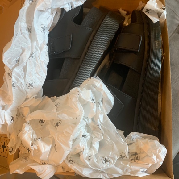 ⭐️SOLD Dr. Martens Kamilah Sandals Size 8 NIB - Picture 7 of 8